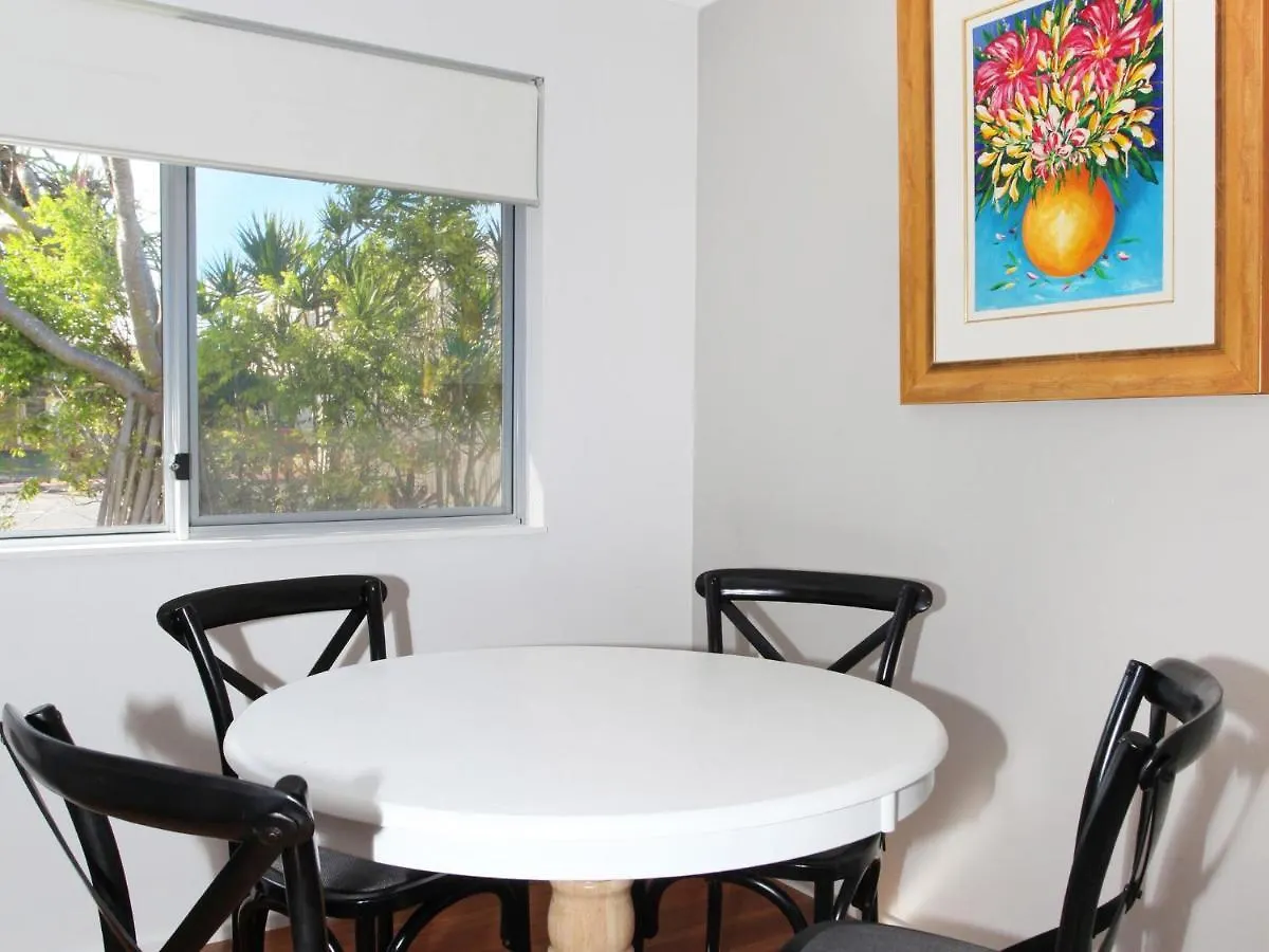 Arlington 1 Two Bedroom Unit Close To The Beach Maroochydore 0*,  Australia